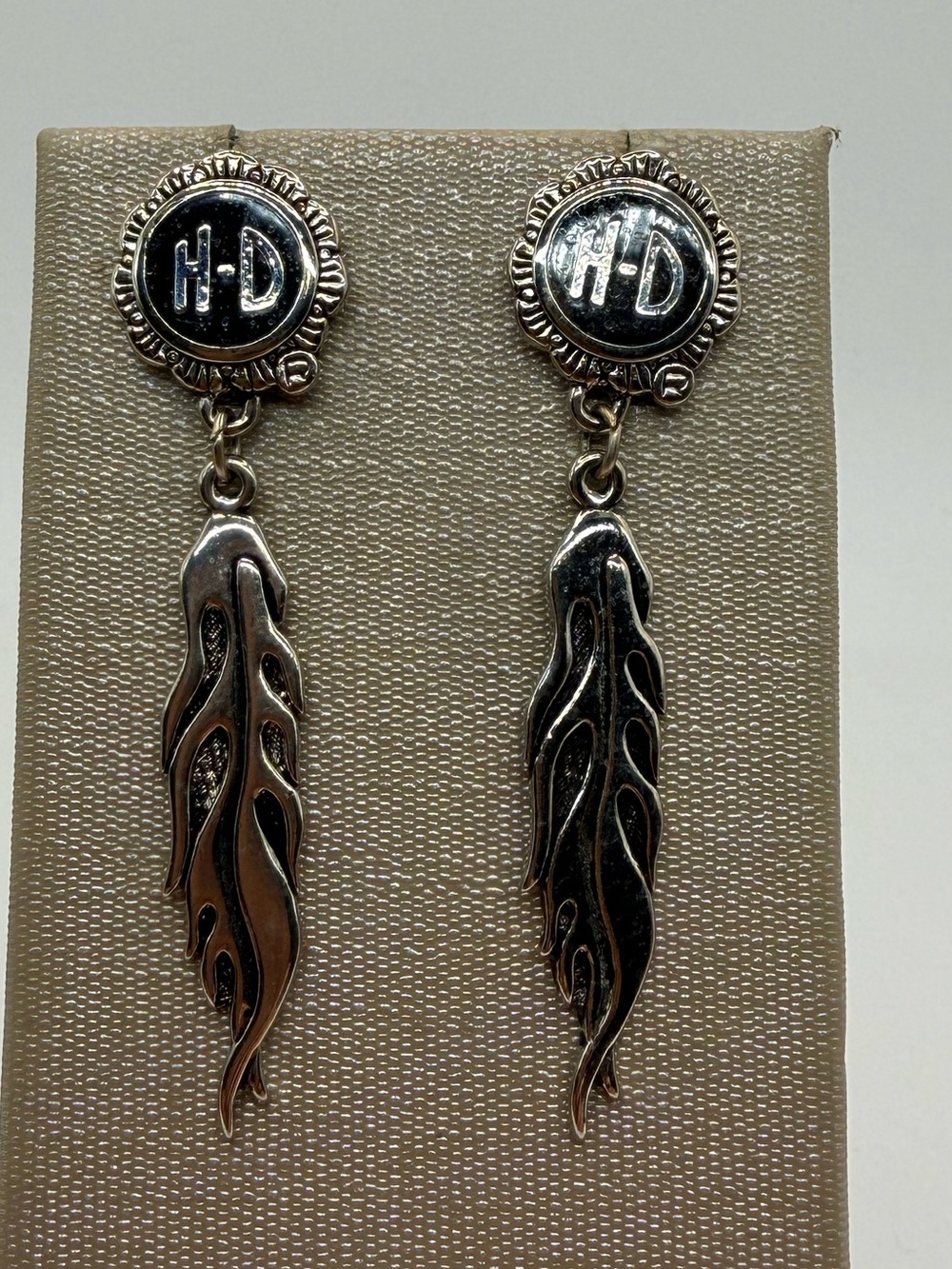 Vintage Harley-Davidson H-D Silver Tone Flame Dangle Pierced Earrings 2.25”